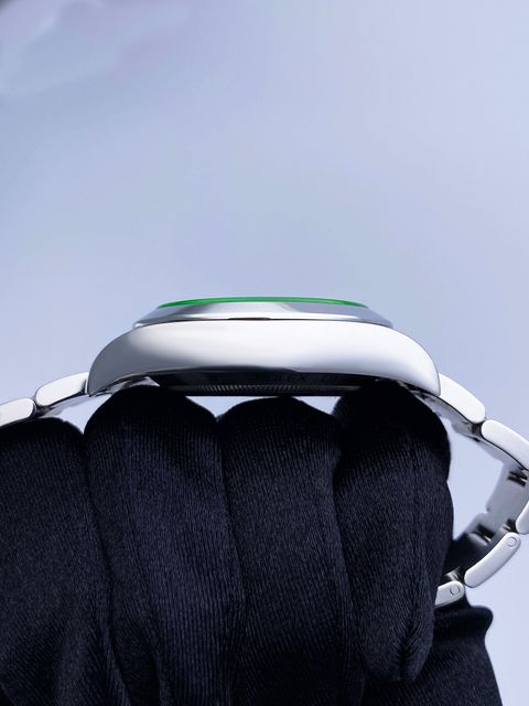 Rolex Milgauss 116400 GV Image 7